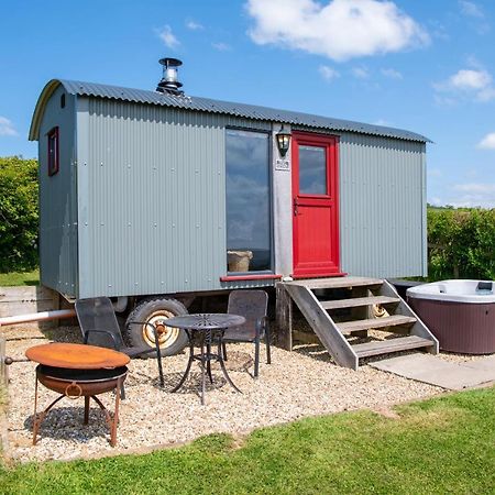 The Big Cwtch Shepherd'S Hut Kidwelly Kültér fotó